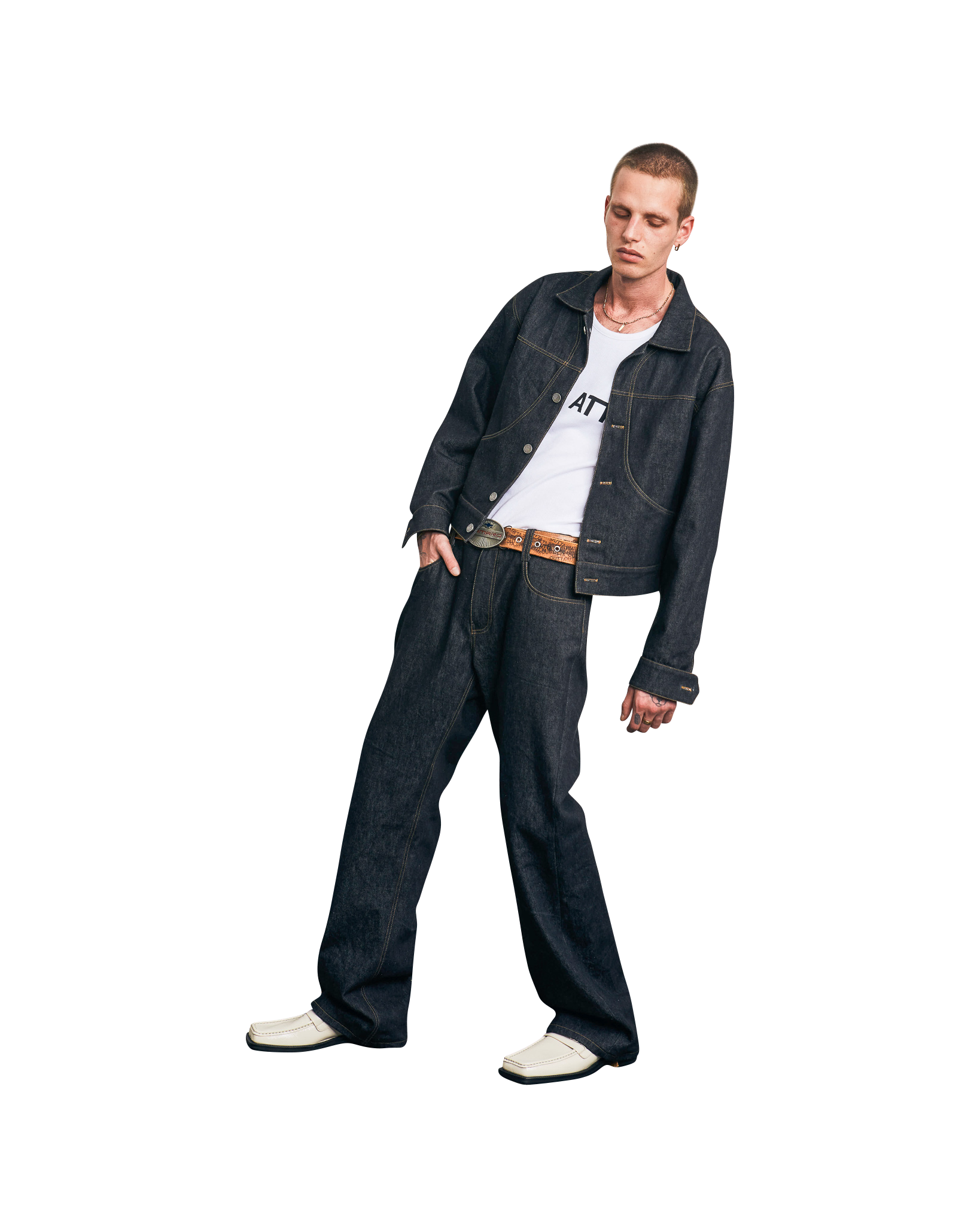 CLASSIC BLACK DENIM