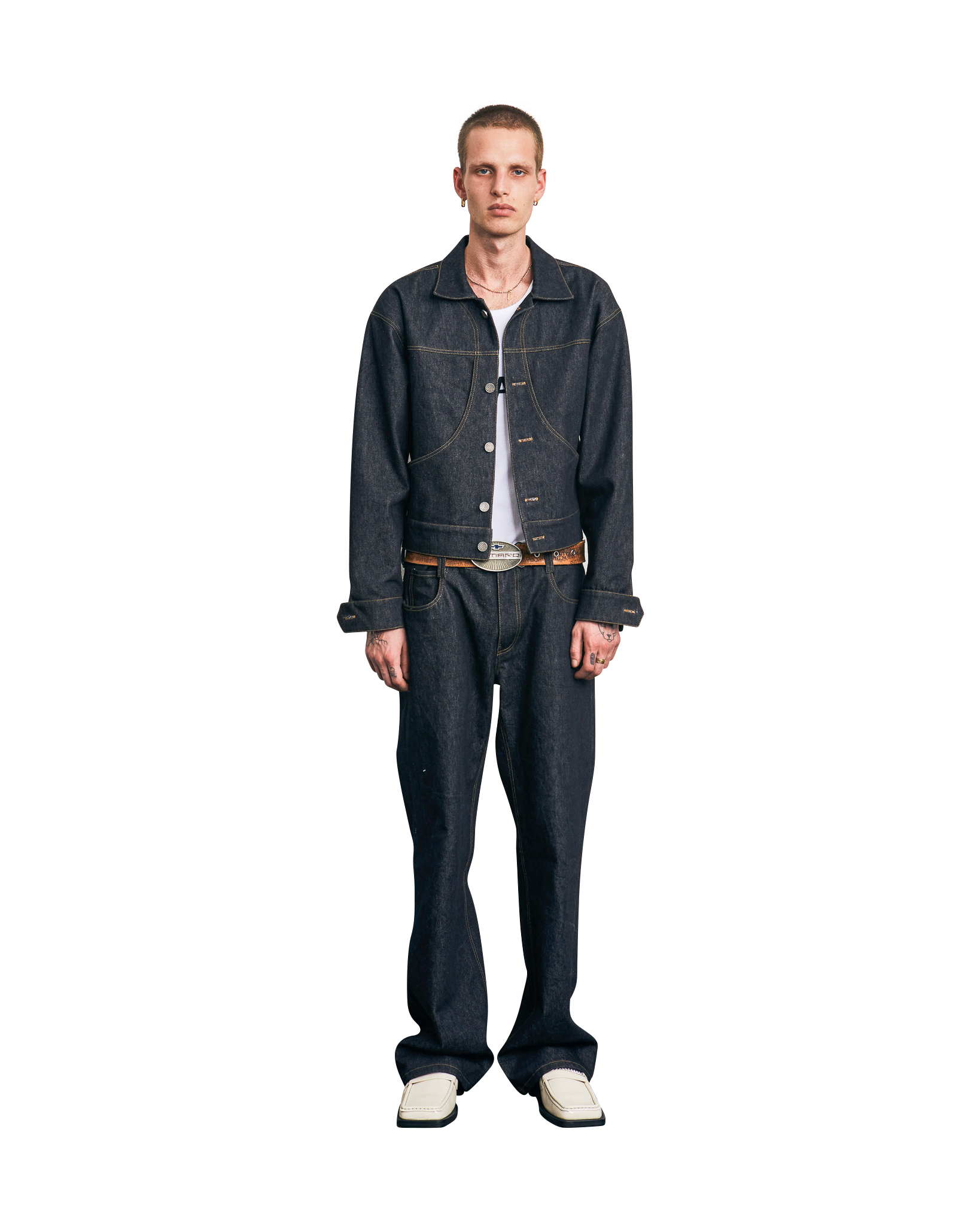 CLASSIC BLACK DENIM